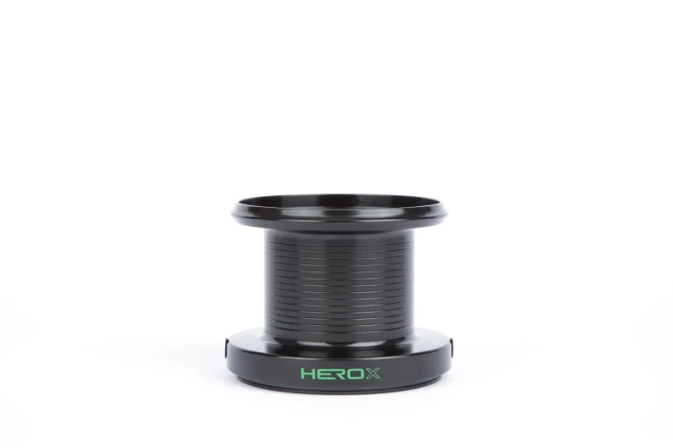 Kołowrotek Karpiowy Sonik HEROX 8000 FRS szpula.webp