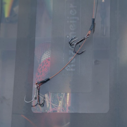 Przypon z kotwicami | Rozemeijer | Deadbait Leaders 2x #4 treble 50cm 30lb 2pcs