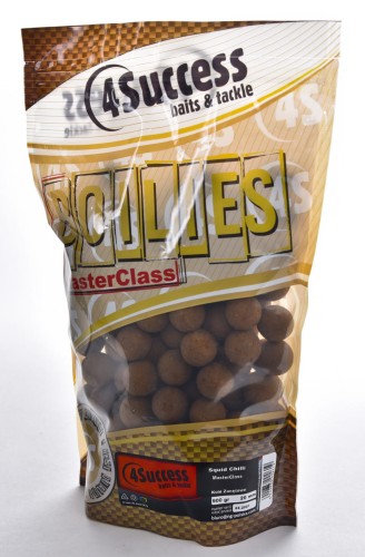 Kulki proteinowe, zanętowe 4Success Masterclass Squid Chilli 900gr 20mm