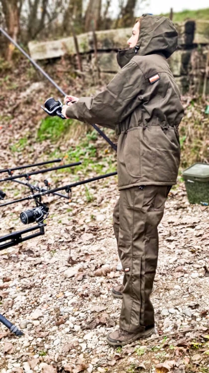 Kombinezon karpiowy, ubranie PB Products Carp Suit Rozmiar S, 2 częściowy