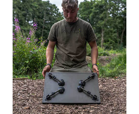 Podwójny stolik karpiowy AVID DOUBLE DECKER BIVVY TABLE