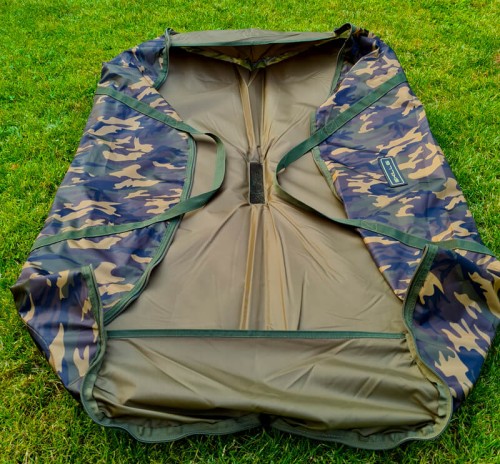Torba do ważenia i mata karpiowa SKILLS Camo Unhookingmat