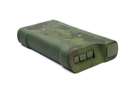 Powerbank z bezprzewodowym ładowaniem RidgeMonkey Vault C-Smart Wireless 77850mAh Camo