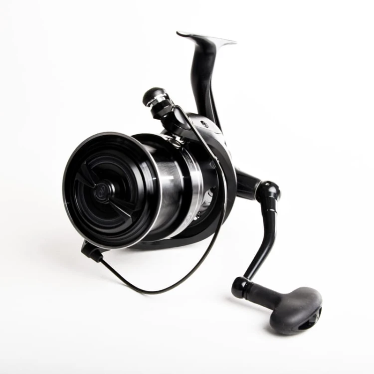 Kołowrotek karpiowy DAIWA 19 Emblem Spod 35 SCW QD