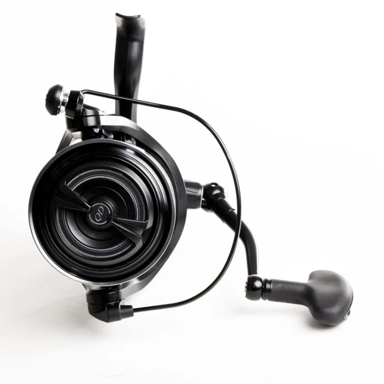 Kołowrotek karpiowy DAIWA 19 Emblem Spod 35 SCW QD