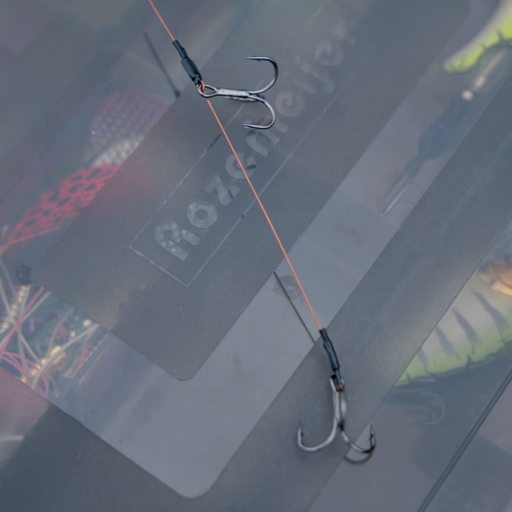 Rozemeijer-Deadbait-Leaders-2x-4-treble-50cm-30lb-2pcs-Show-68456-1024x1024.jpg