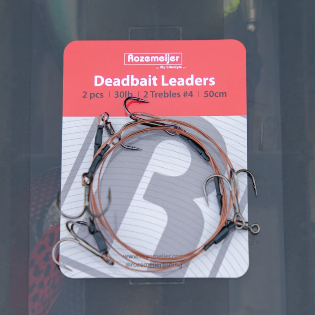 Rozemeijer-Deadbait-Leaders-2x-4-treble-50cm-30lb-2pcs-68456-1024x1024.jpg